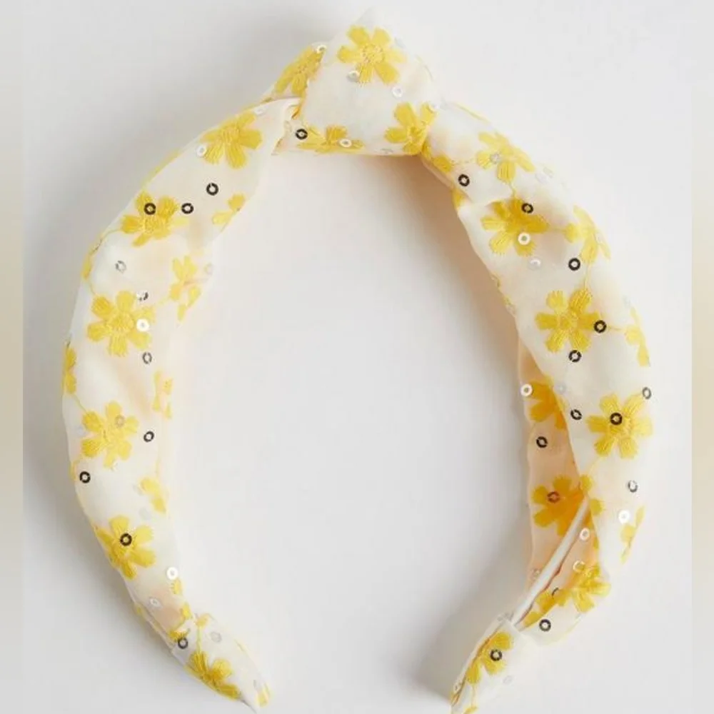 Torrid Daisy and Sequin Knot Headband